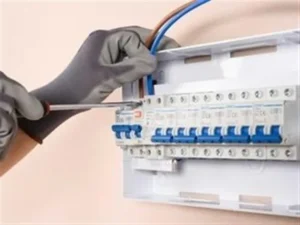 كشف التماس الكهرباء بالرياض